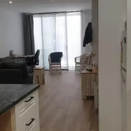 Apartment Modern - Walk Everywhere!